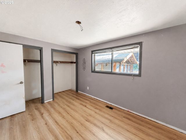 10800 Se KATHY Ln, Boring, OR 97009