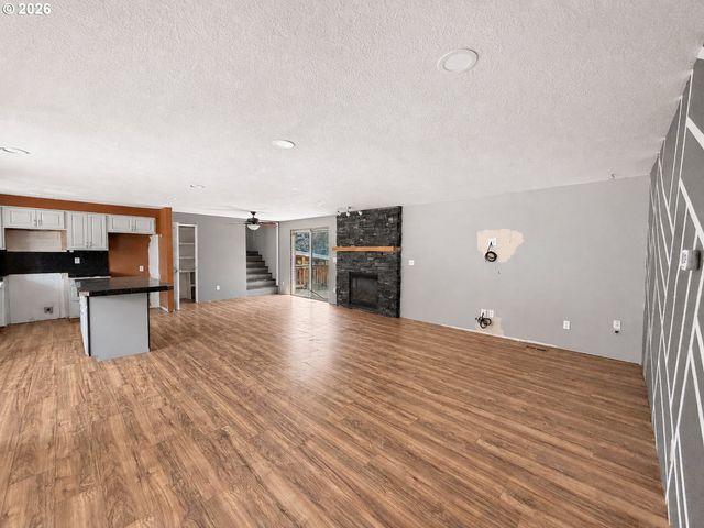 10800 Se KATHY Ln, Boring, OR 97009