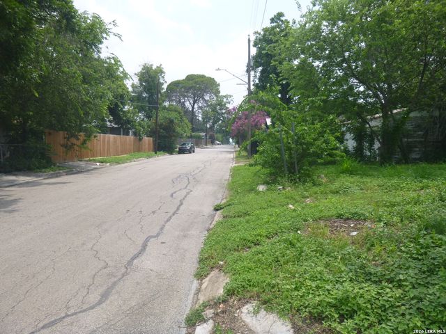 346 Canton, San Antonio, TX 78202