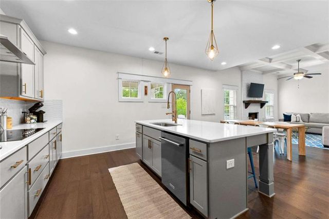 163 Senoia Oaks Way, Senoia, GA 30276