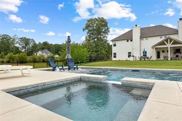 163 Senoia Oaks Way, Senoia, GA 30276