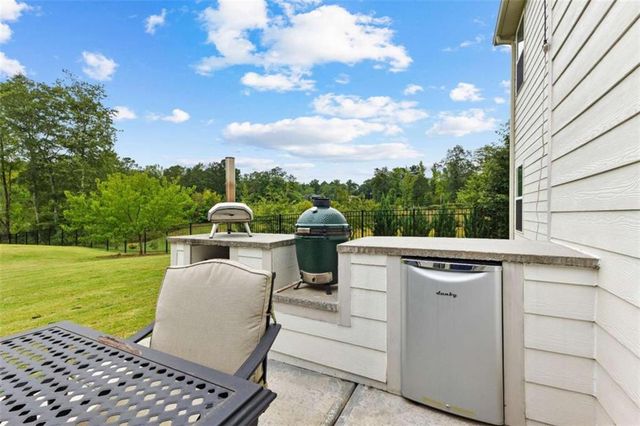 163 Senoia Oaks Way, Senoia, GA 30276