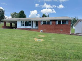 215 Wood Lane, Surgoinsville, TN 37873