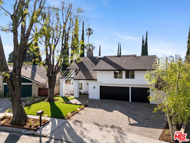 22935 Sylvan Street, Woodland Hills (los Angeles), CA 91367