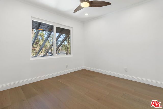 22935 Sylvan Street, Woodland Hills (los Angeles), CA 91367