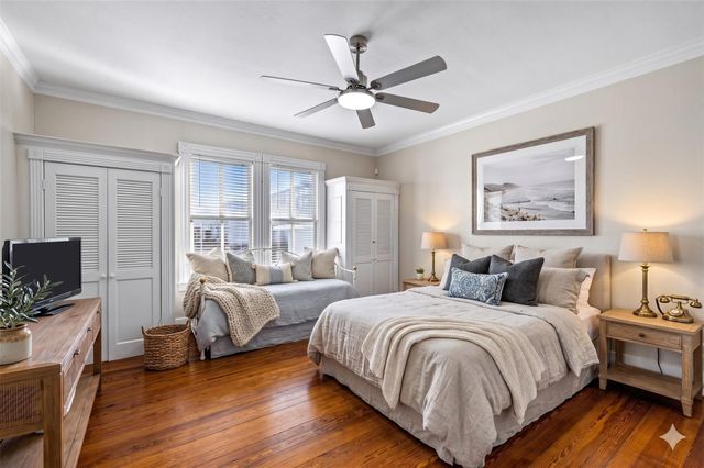 2207 Bernardo De Galvez, Galveston, TX 77550