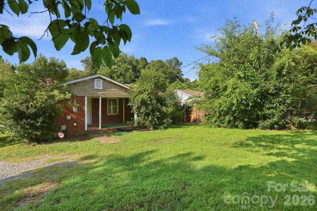 1400 Lasalle Street, Charlotte, NC 28216