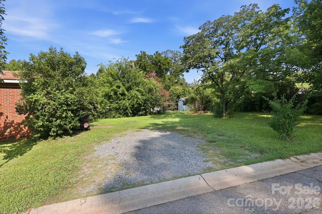 1400 Lasalle Street, Charlotte, NC 28216