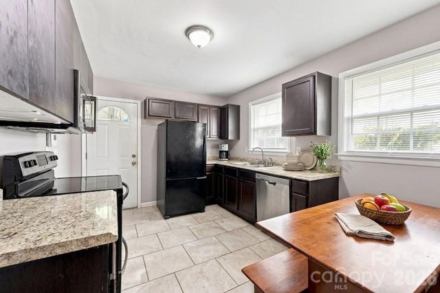 1400 Lasalle Street, Charlotte, NC 28216