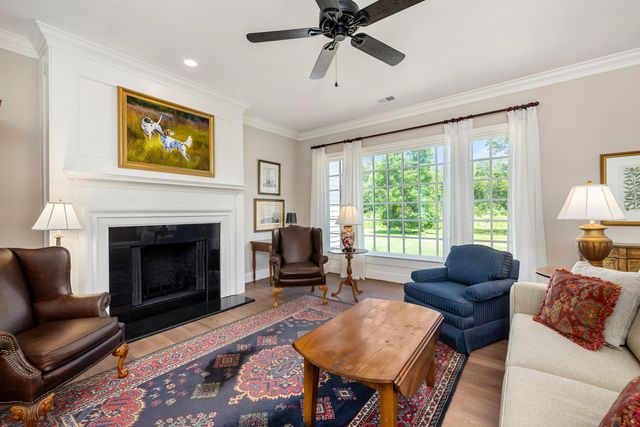 1646 Cleveland Street, Elloree, SC 29047