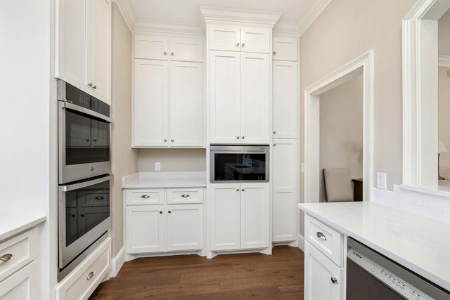 1646 Cleveland Street, Elloree, SC 29047