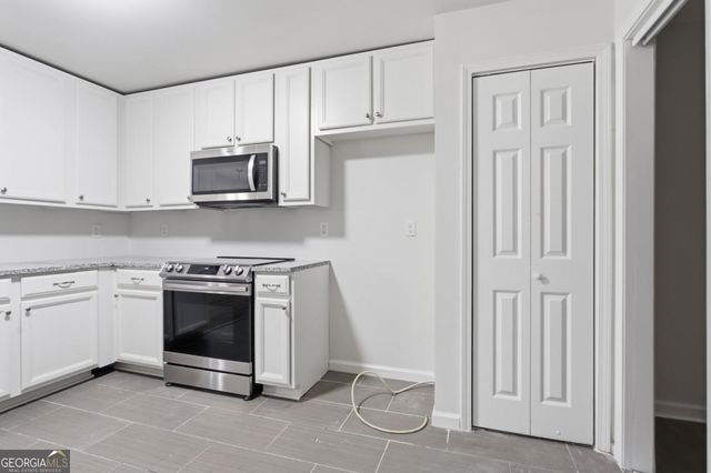1406 The Lane, Lawrenceville, GA 30043