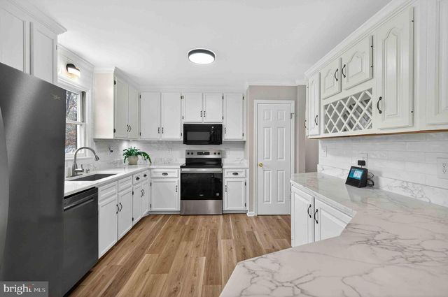 10314 REID LN, Nokesville, VA 20181