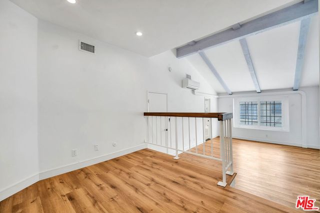 7100 Balboa Boulevard 703, Van Nuys, CA 91406