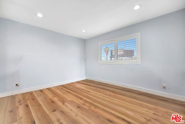 7100 Balboa Boulevard 703, Van Nuys, CA 91406