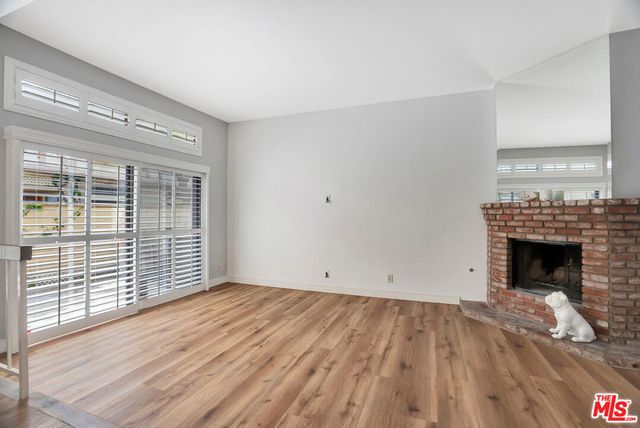 7100 Balboa Boulevard 703, Van Nuys, CA 91406