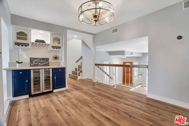 7100 Balboa Boulevard 703, Van Nuys, CA 91406