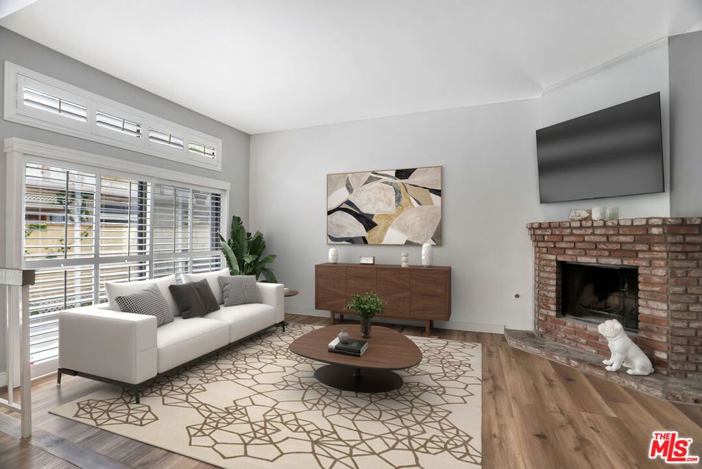 7100 Balboa Boulevard 703, Van Nuys, CA 91406