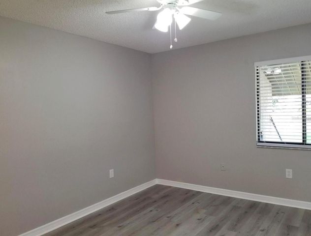 19 COLUMBIA AVENUE, St Cloud, FL 34769