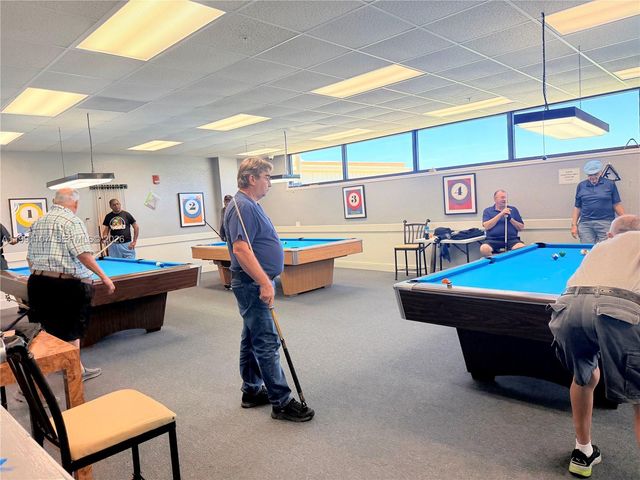 8581 NW 17th St, Plantation, FL 33322