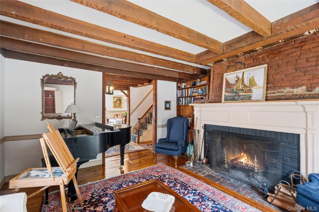 211 Berry Hill Road, Syosset, NY 11791