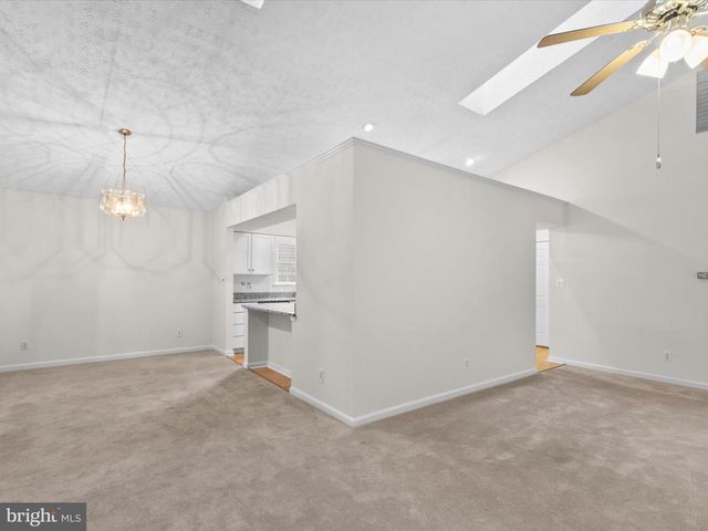 33 PINEHURST RD, Berlin, MD 21811