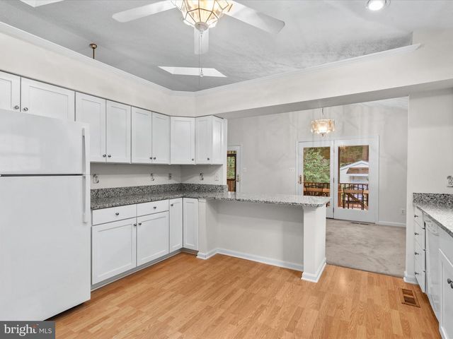 33 PINEHURST RD, Berlin, MD 21811