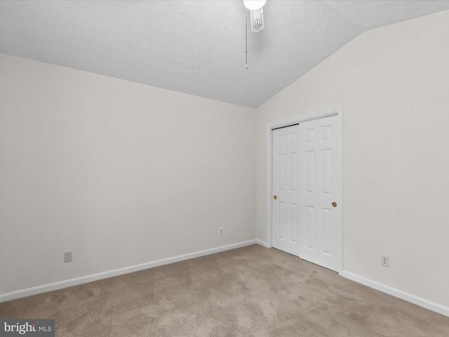 33 PINEHURST RD, Berlin, MD 21811