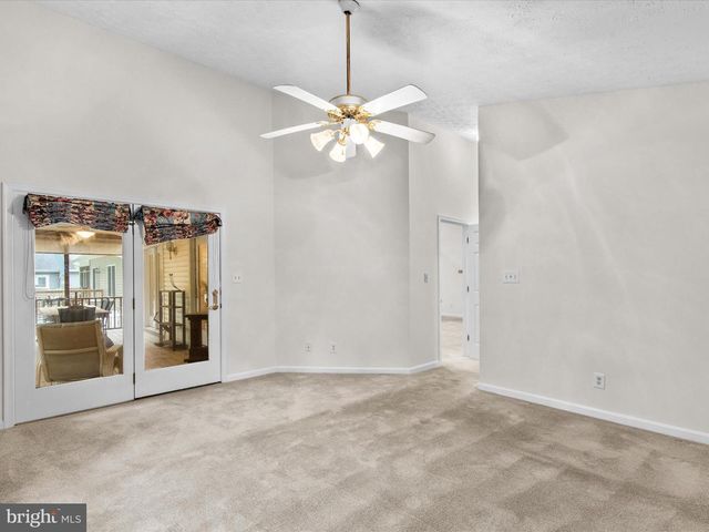 33 PINEHURST RD, Berlin, MD 21811
