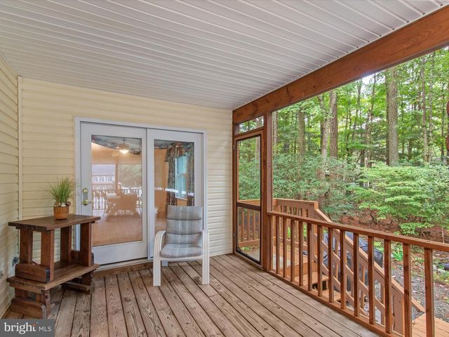 33 PINEHURST RD, Berlin, MD 21811