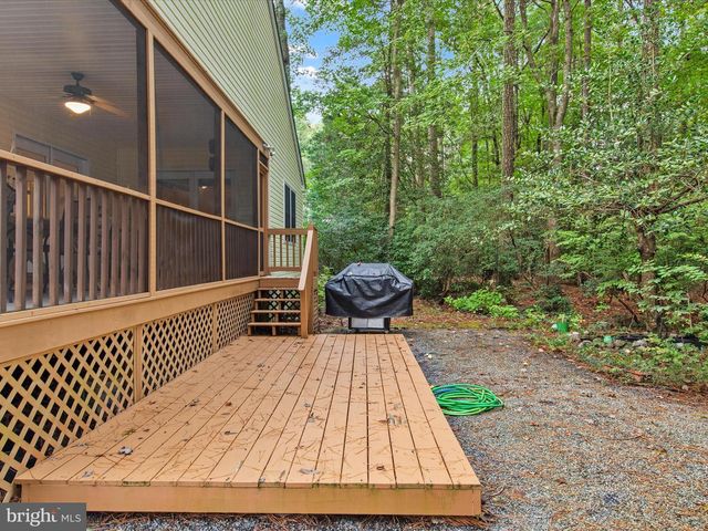 33 PINEHURST RD, Berlin, MD 21811
