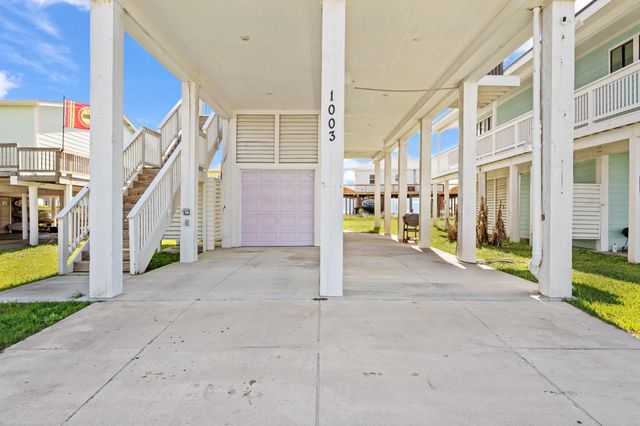 1003 Seashell Drive, Surfside Beach, TX 77541