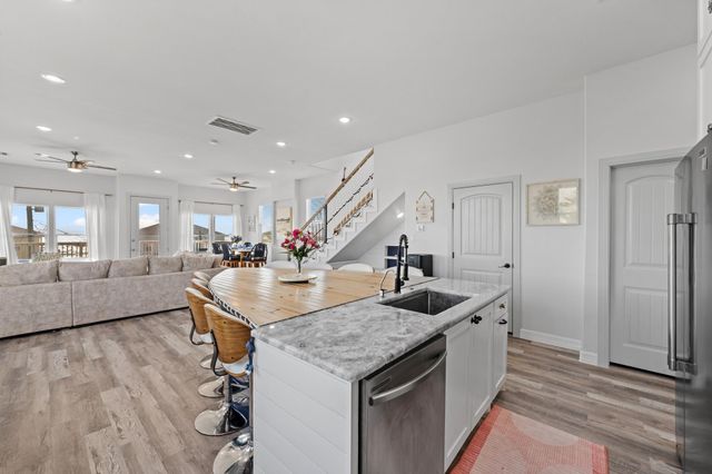 1003 Seashell Drive, Surfside Beach, TX 77541