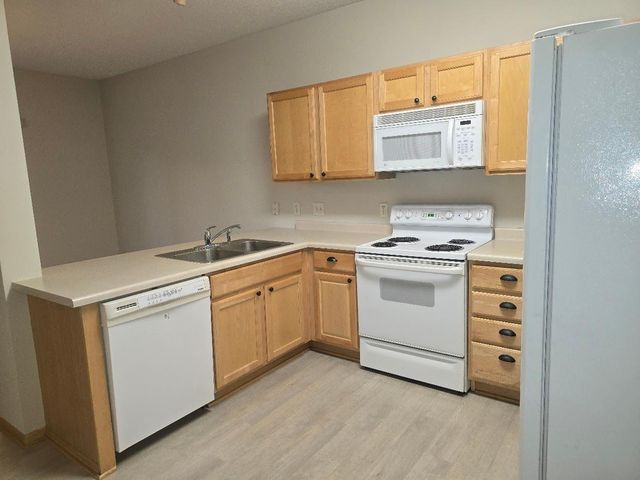 6508 Merrimac Lane N, Maple Grove, MN 55311