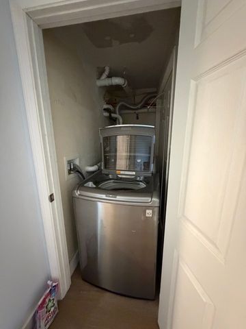 195 Grove Street B, Cambridge, MA 02138