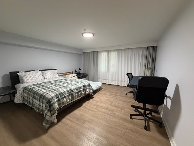 195 Grove Street B, Cambridge, MA 02138