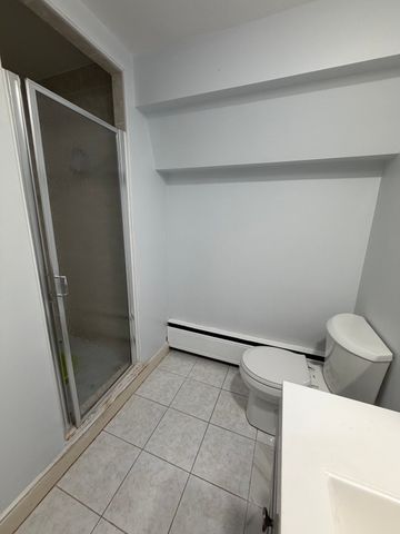 195 Grove Street B, Cambridge, MA 02138