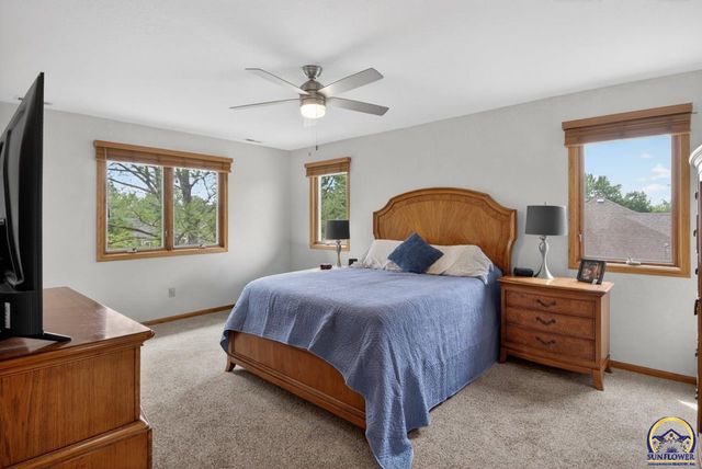 4205 SE Illinois AVE, Topeka, KS 66609