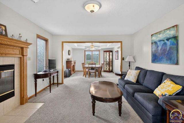 4205 SE Illinois AVE, Topeka, KS 66609
