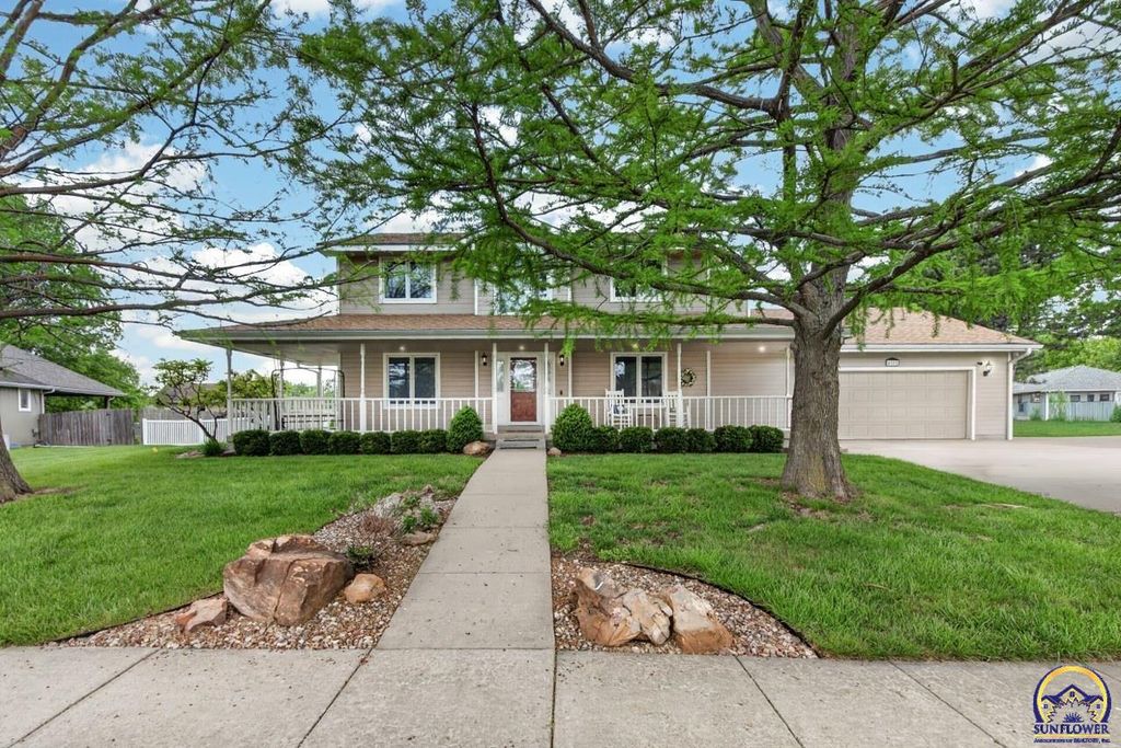 4205 SE Illinois AVE, Topeka, KS 66609