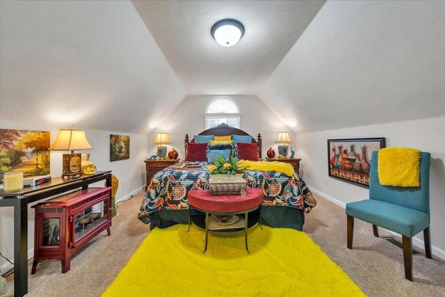4447 Bonsack RD, Roanoke, VA 24012