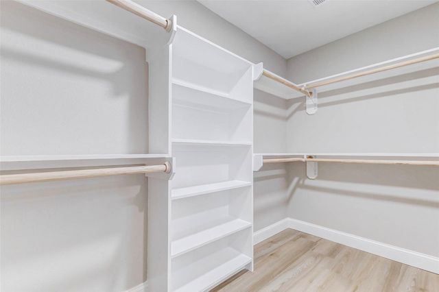 1054 Dewalt Street, Houston, TX 77088