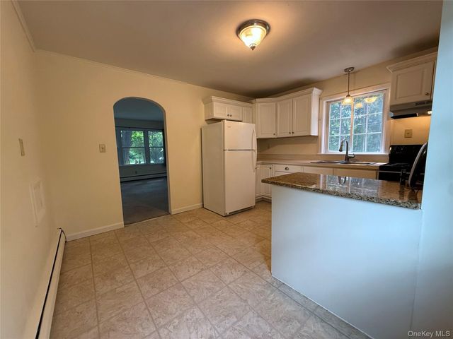 109 Shenandoah Road, Hopewell Junction, NY 12533
