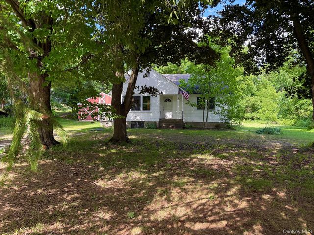 109 Shenandoah Road, Hopewell Junction, NY 12533