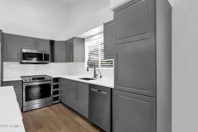 273 W Pecan Place, Tempe, AZ 85284