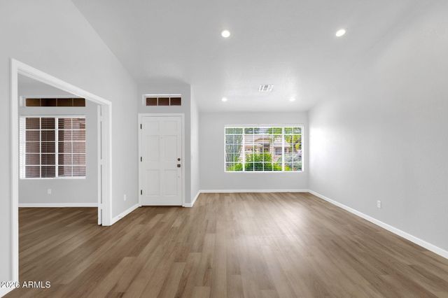 273 W Pecan Place, Tempe, AZ 85284