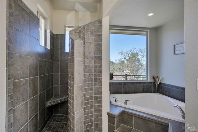 3420 Bergesen Ct, Kelseyville, CA 95451