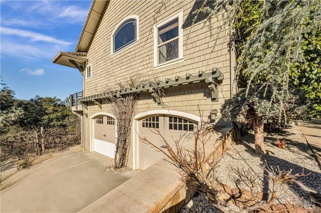 3420 Bergesen Ct, Kelseyville, CA 95451