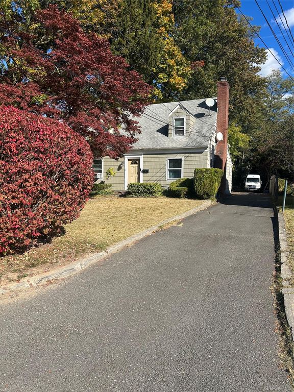 5 Pearl Street 1 ST FLOOR, Glen Cove, NY 11542