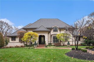 1901 Stratford Road, Mission Hills, KS 66208